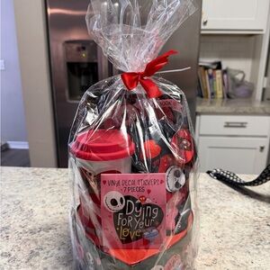 Nightmare Before Christmas Red & Black Gift Set